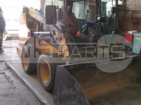 Техническое обслуживание мини-погрузчика XCMG SR740RU - 1